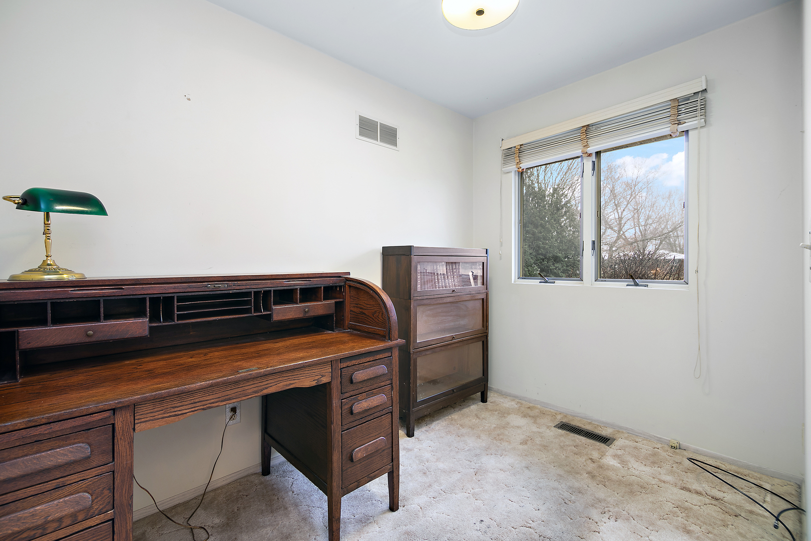 194 E Walnut Street