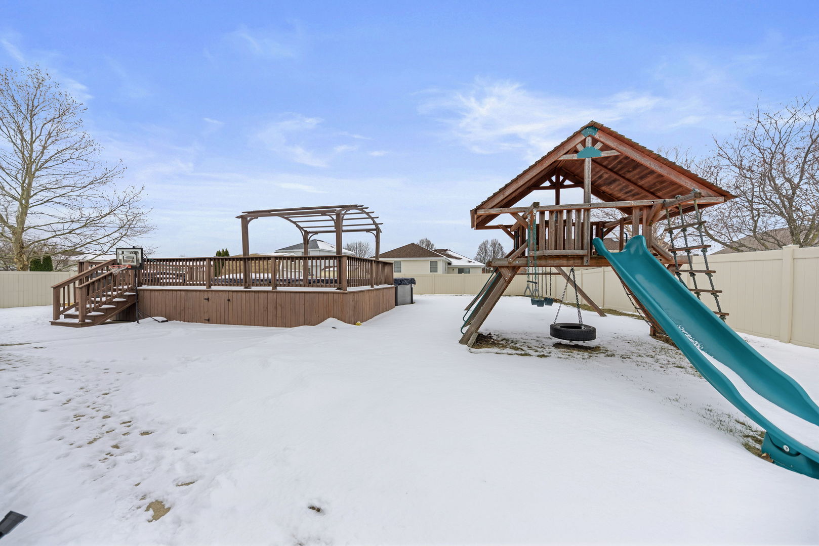 1643 Hunters Run Drive