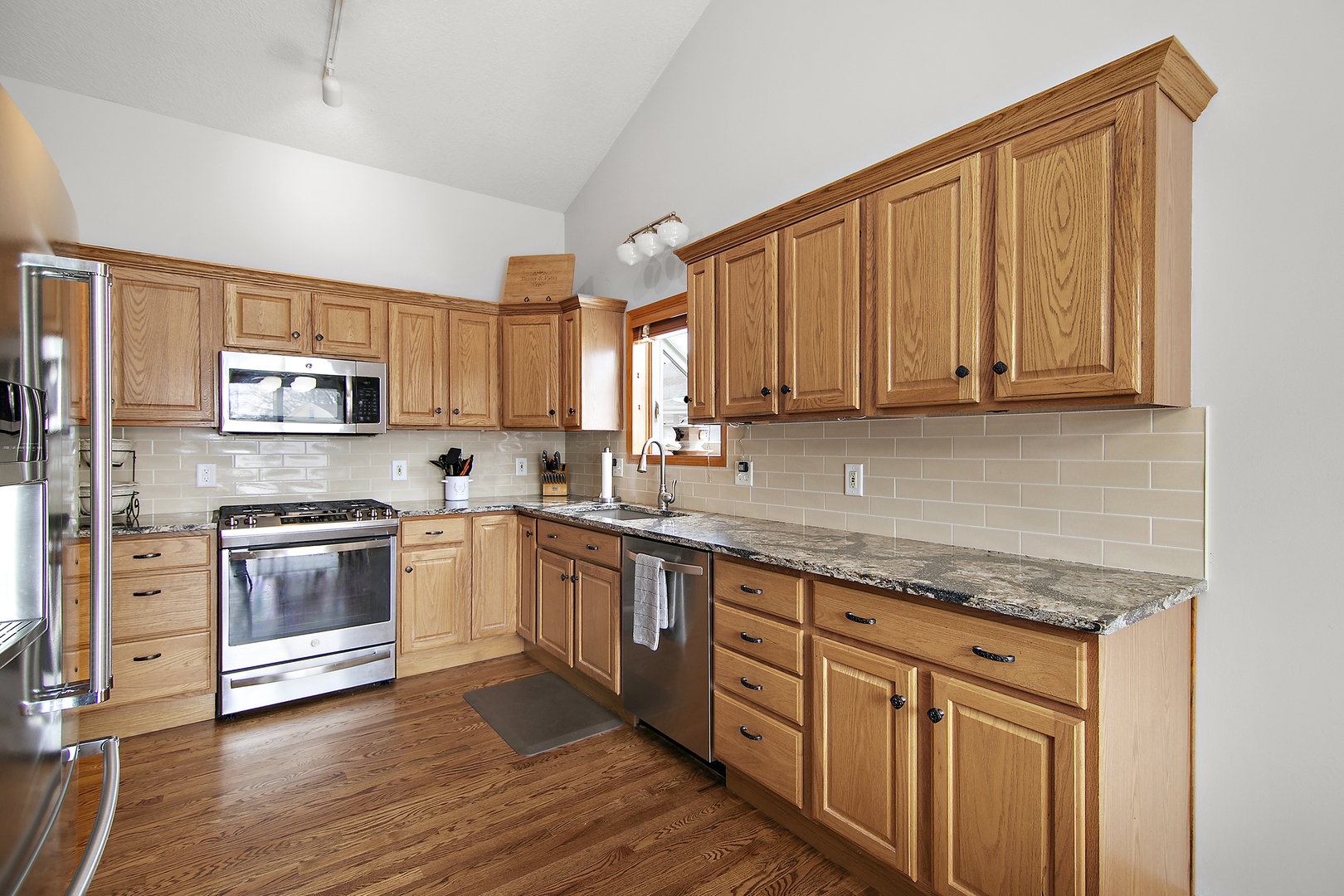 587 Thornberry Court