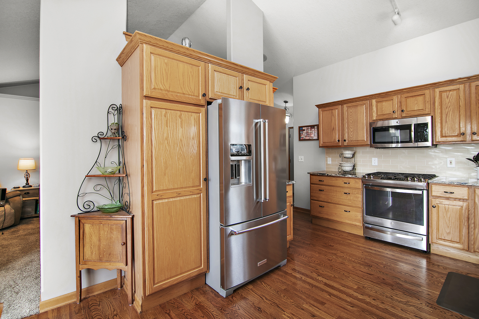 587 Thornberry Court