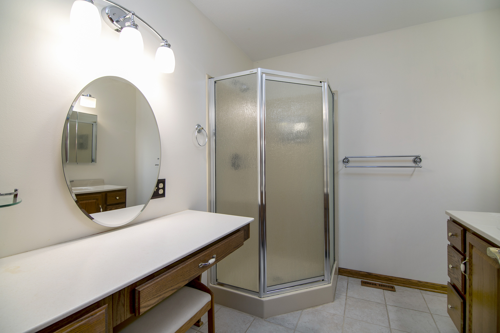 1103 Guinevere Lane