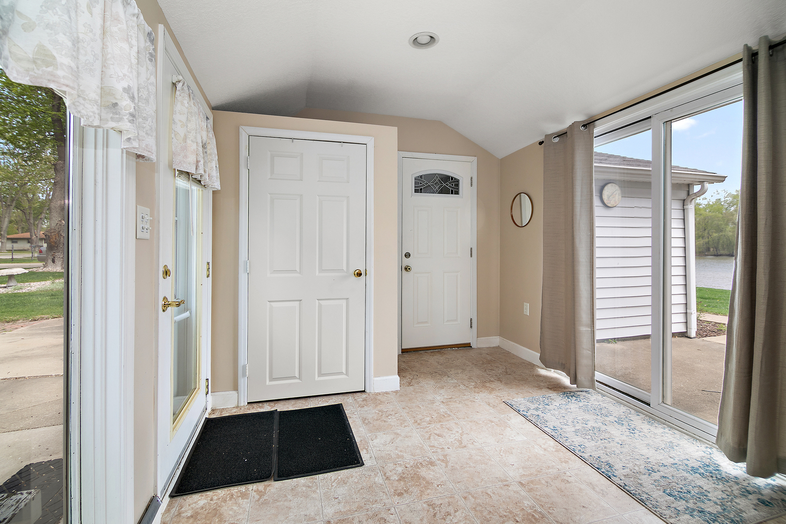 3119 River Road