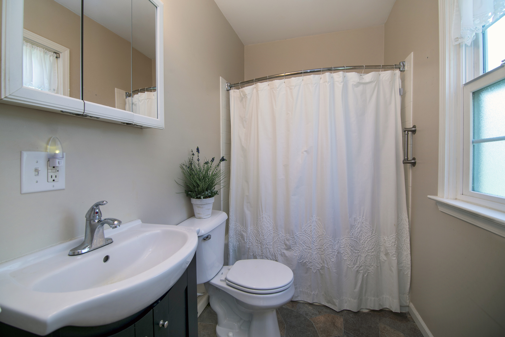 3119 River Road