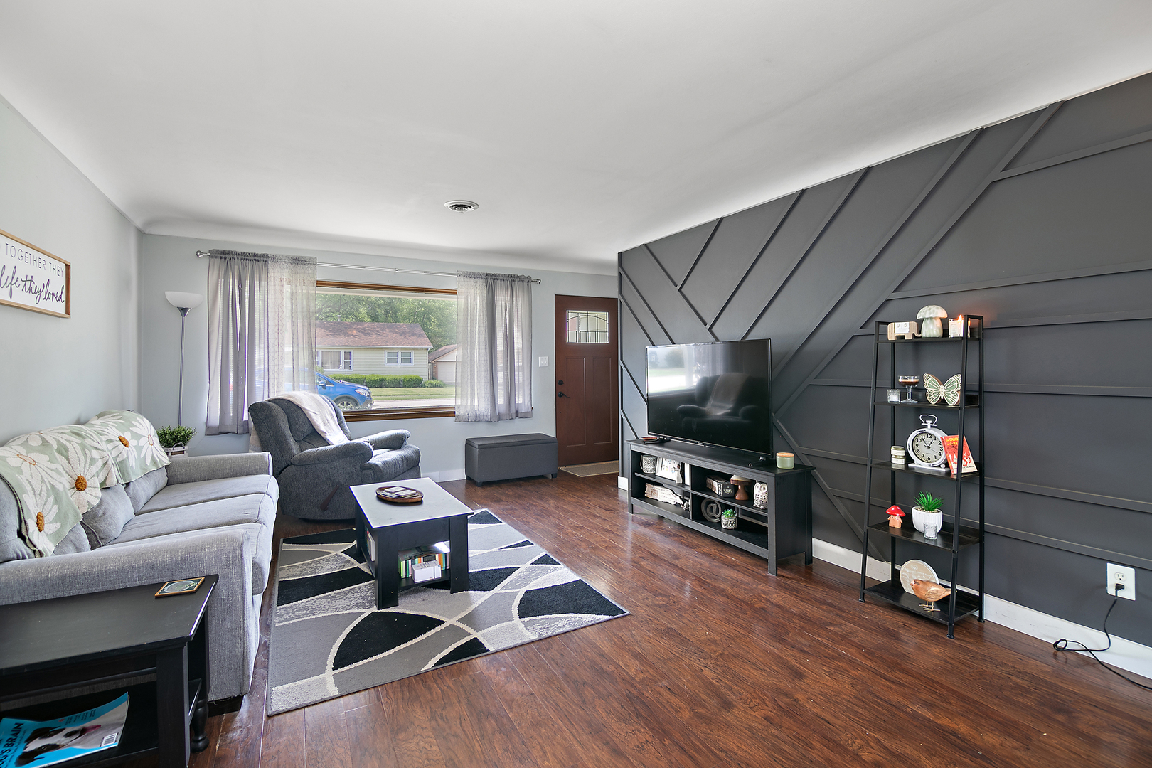 329 W Wood Avenue