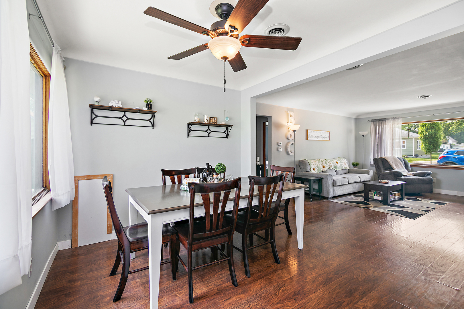 329 W Wood Avenue