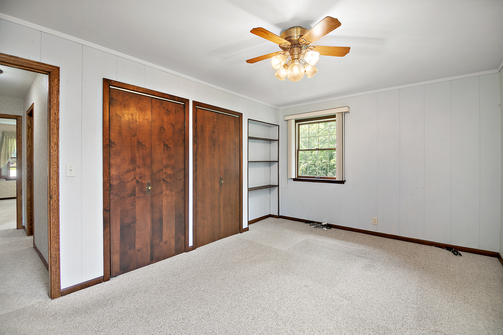 2848 N La Salle Drive