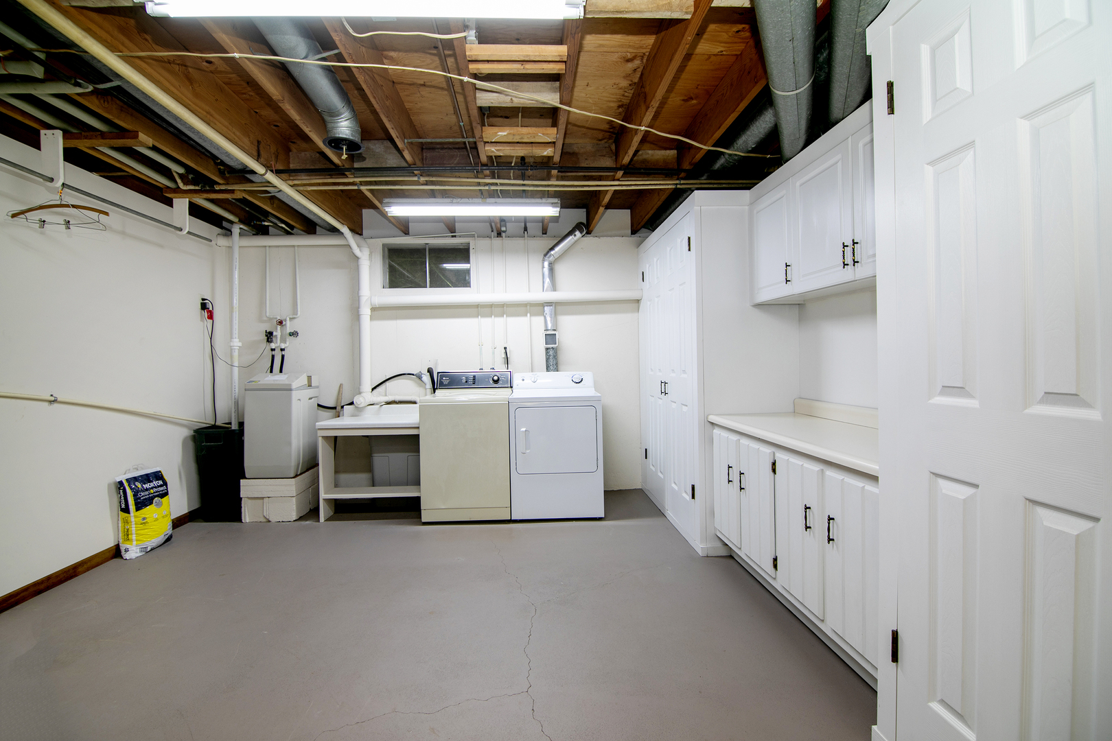 2848 N La Salle Drive