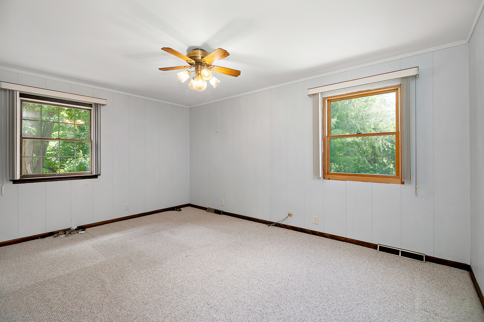 2848 N La Salle Drive