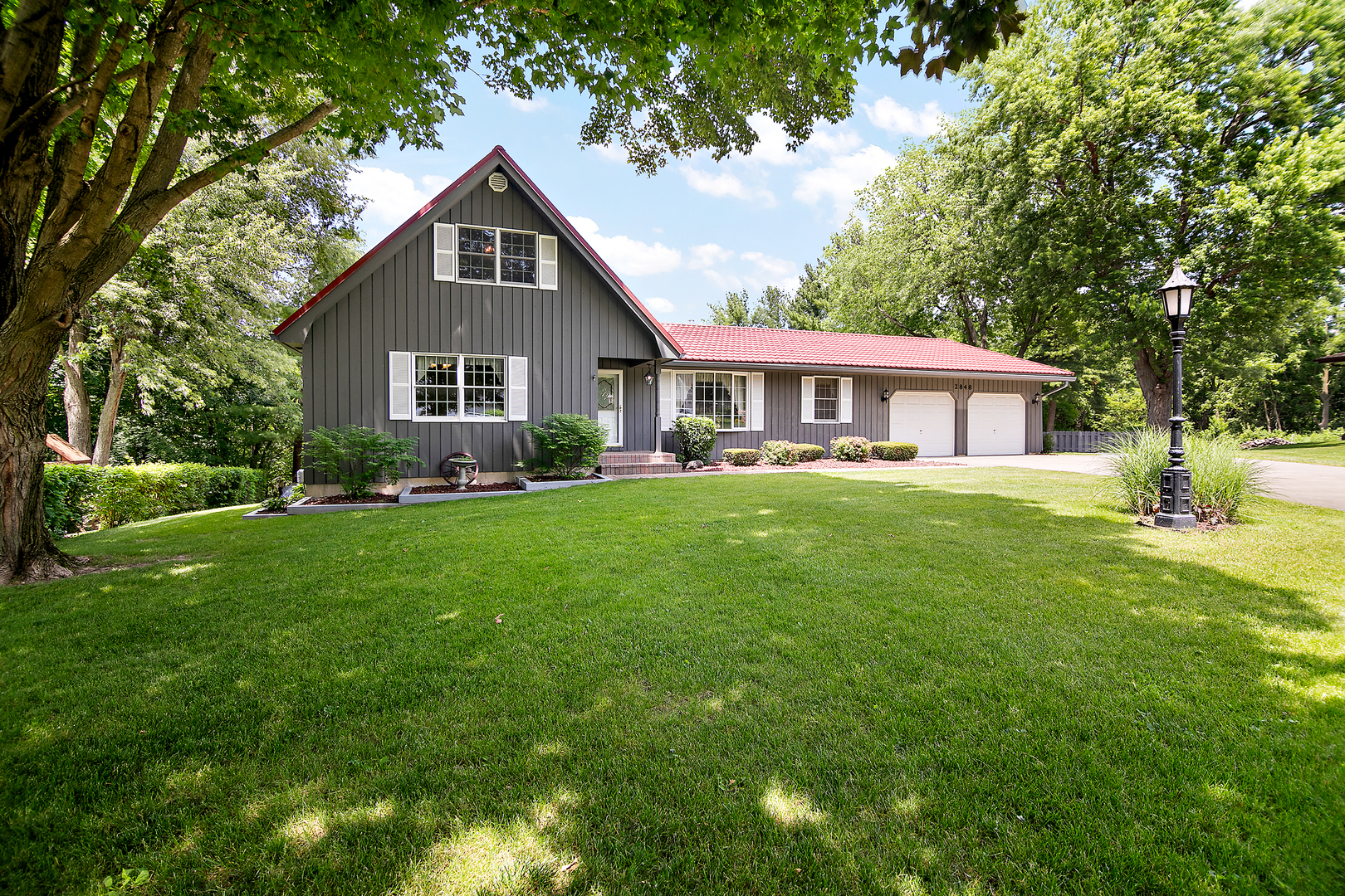 2848 N La Salle Drive