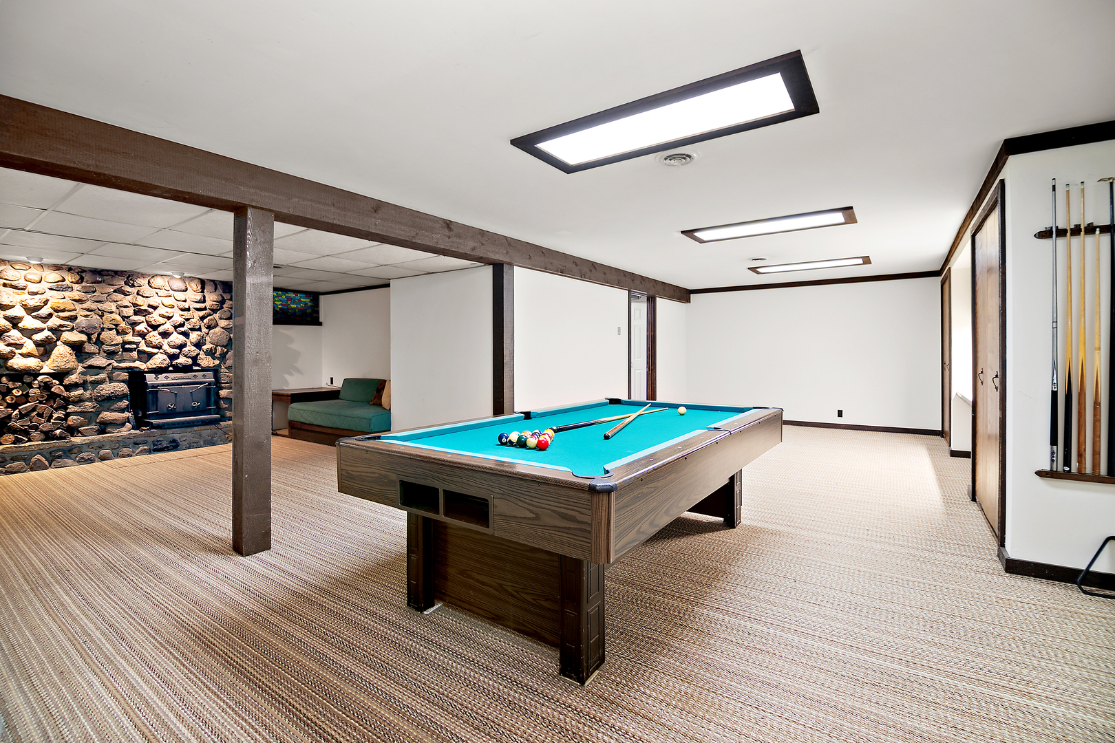 2848 N La Salle Drive