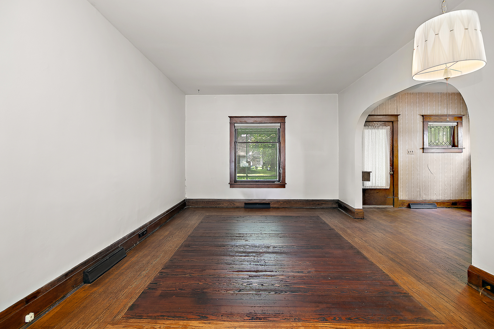 866 S Evergreen Avenue