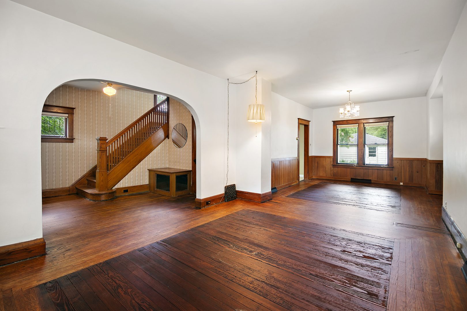 866 S Evergreen Avenue
