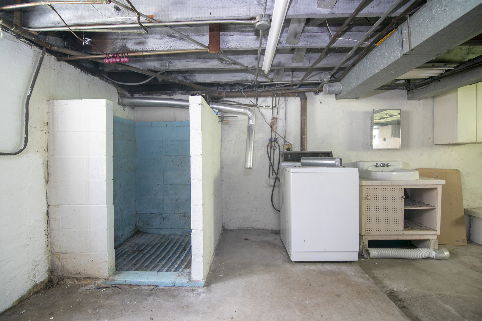 866 S Evergreen Avenue