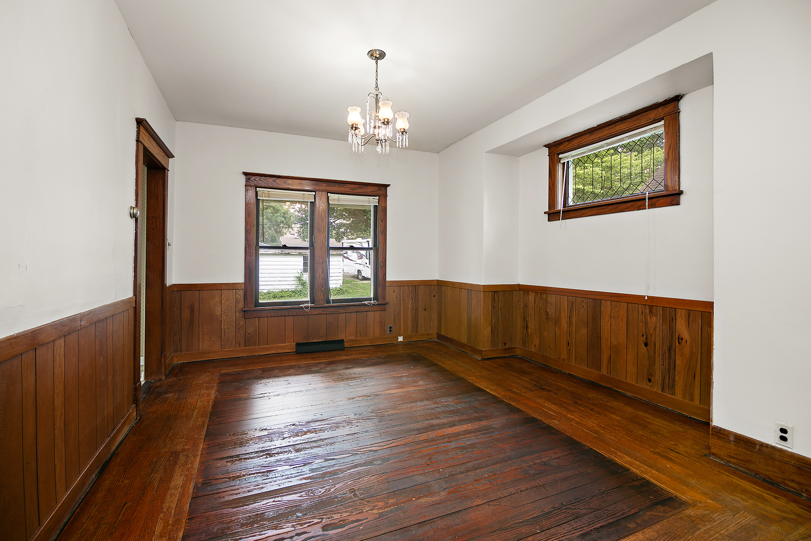 866 S Evergreen Avenue