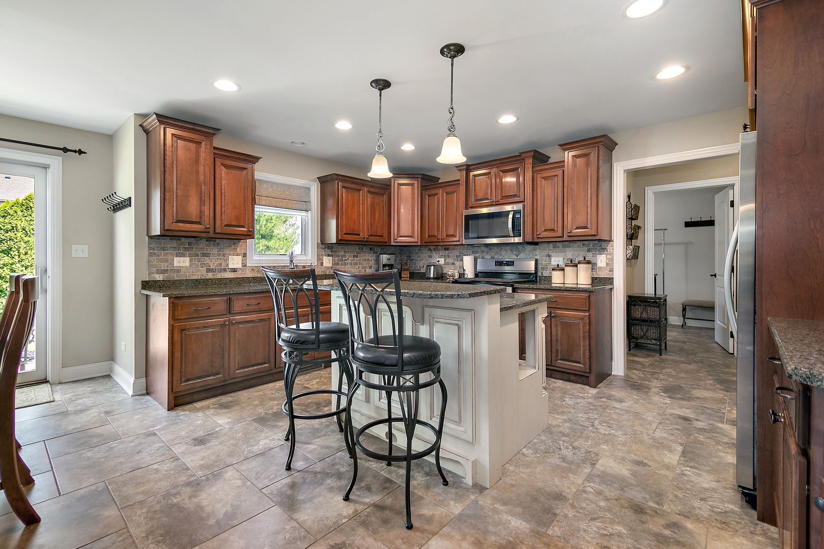 1920 Summerfield Lane