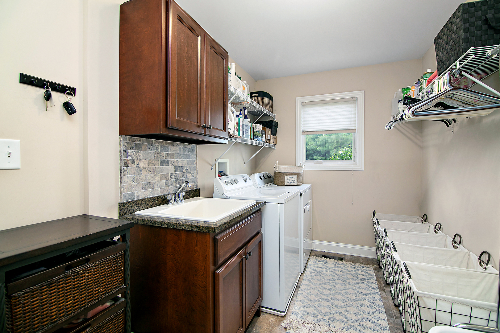 1920 Summerfield Lane