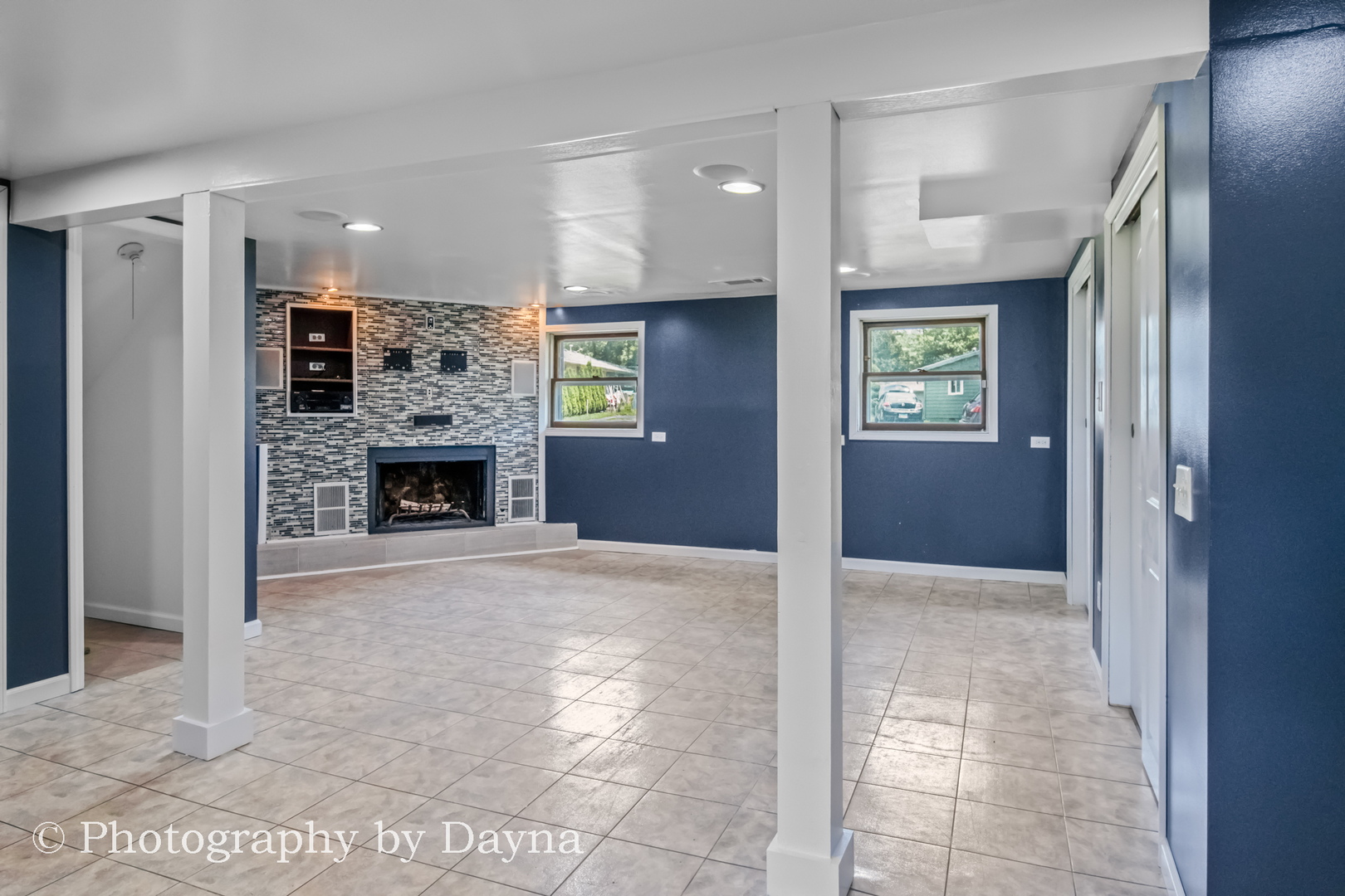 895 Country Club Drive