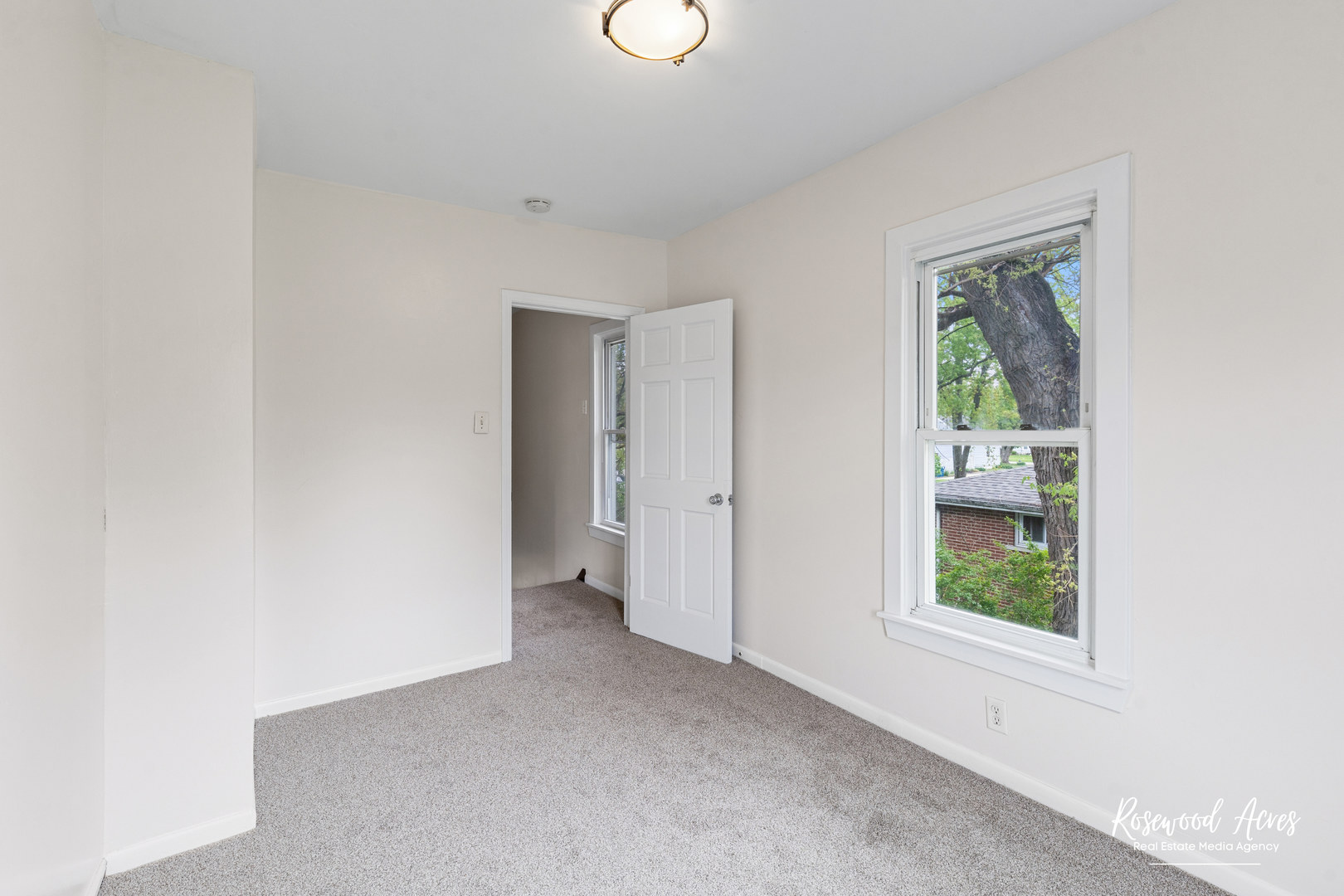 837 S 4th Avenue