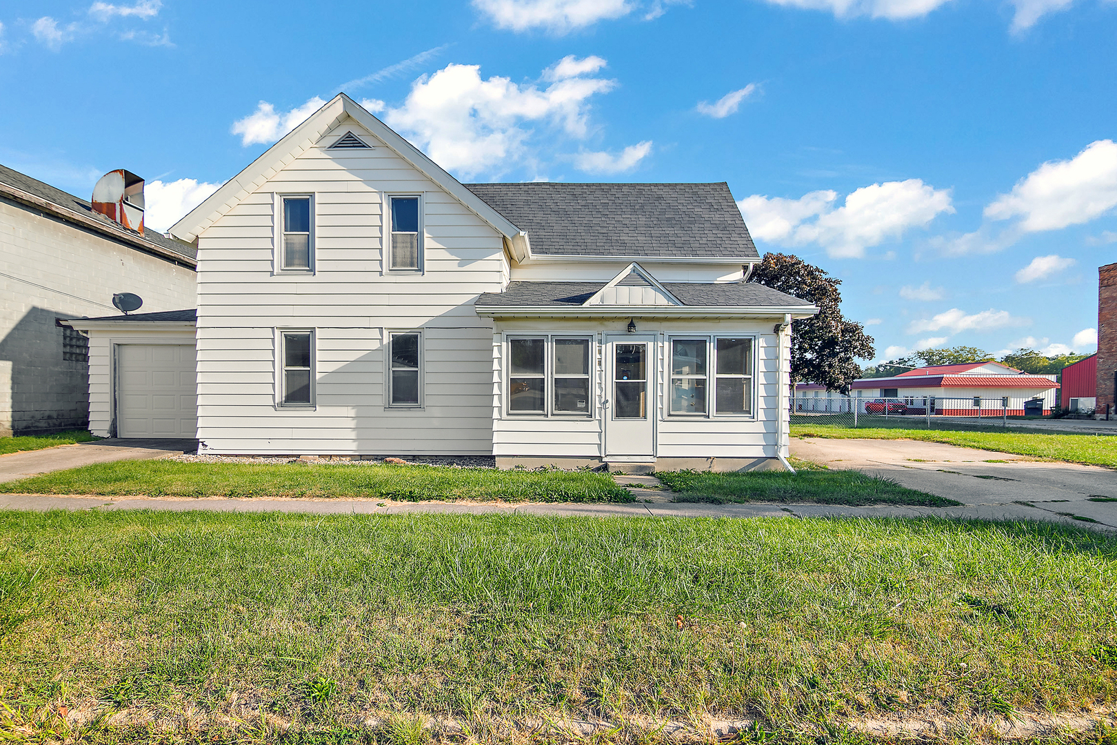225 W Station Street