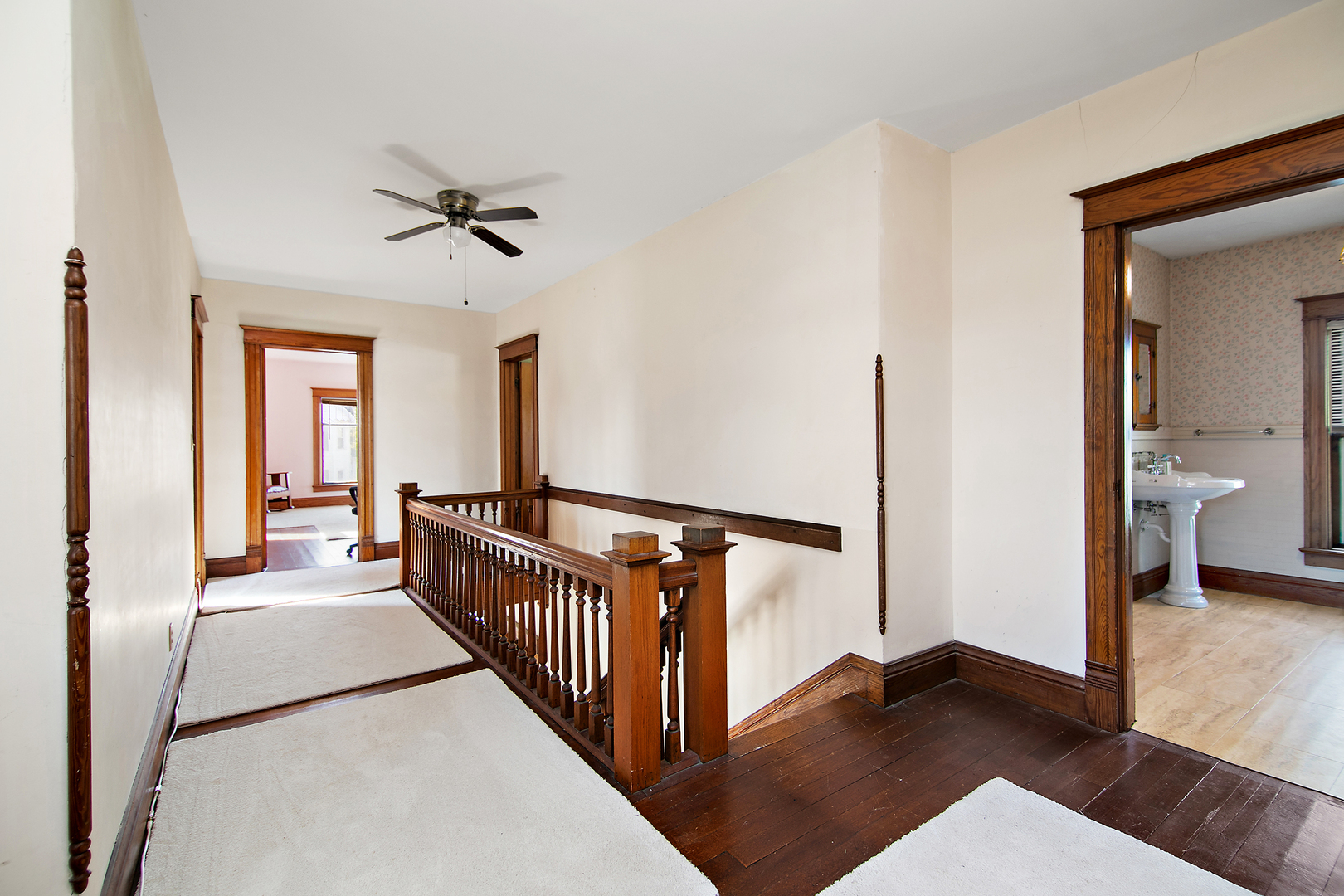 105 W Dorion Street