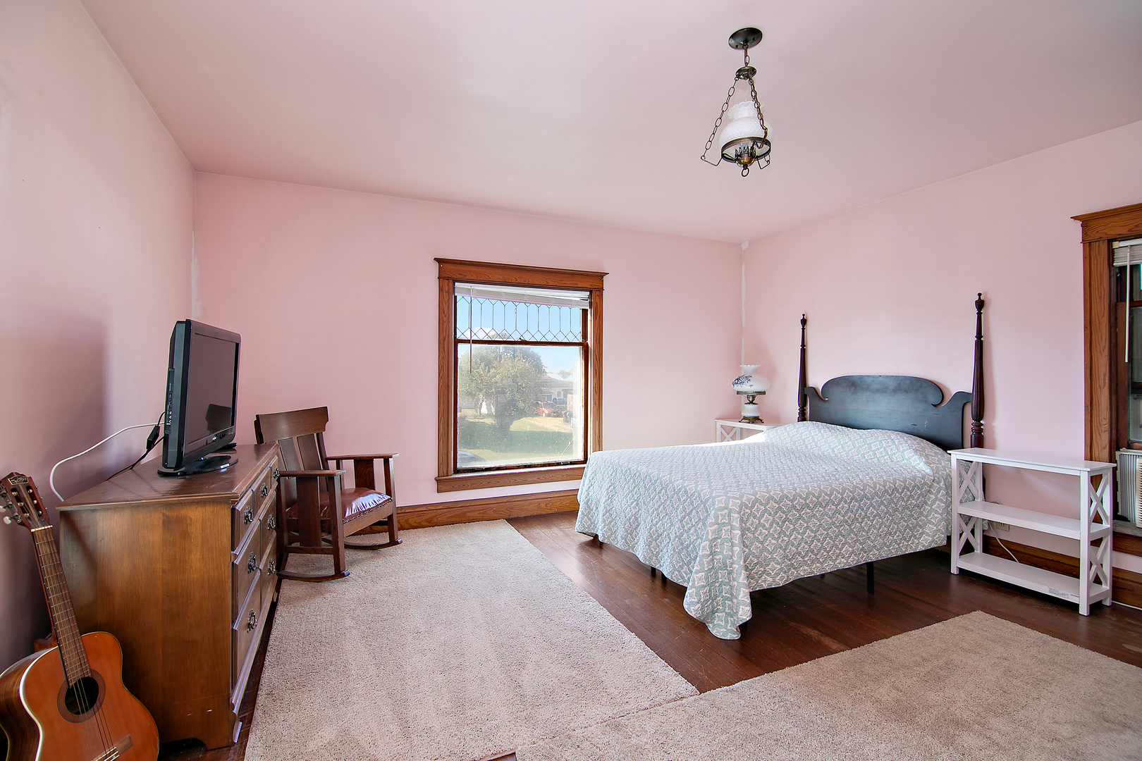 105 W Dorion Street