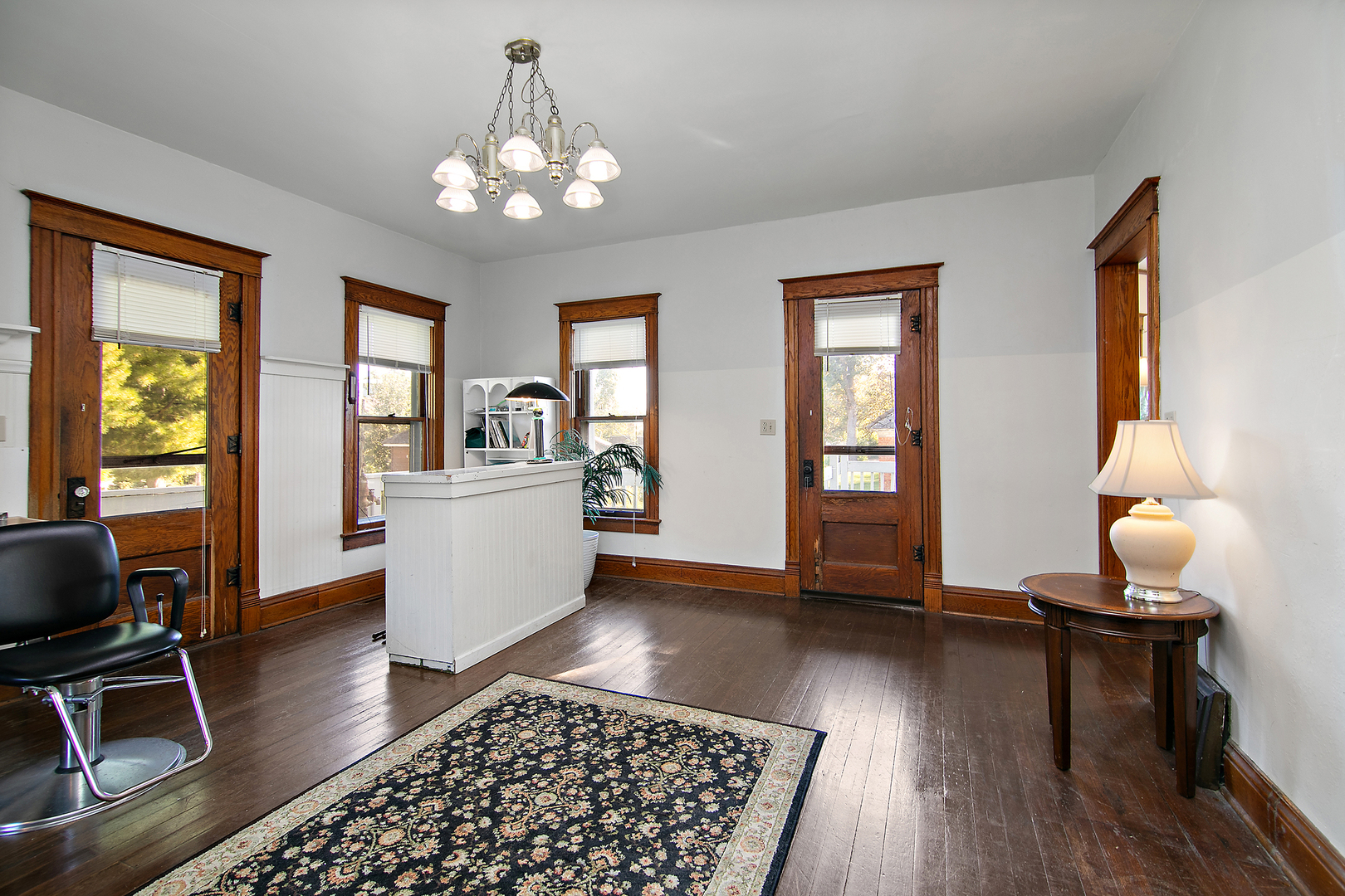 105 W Dorion Street