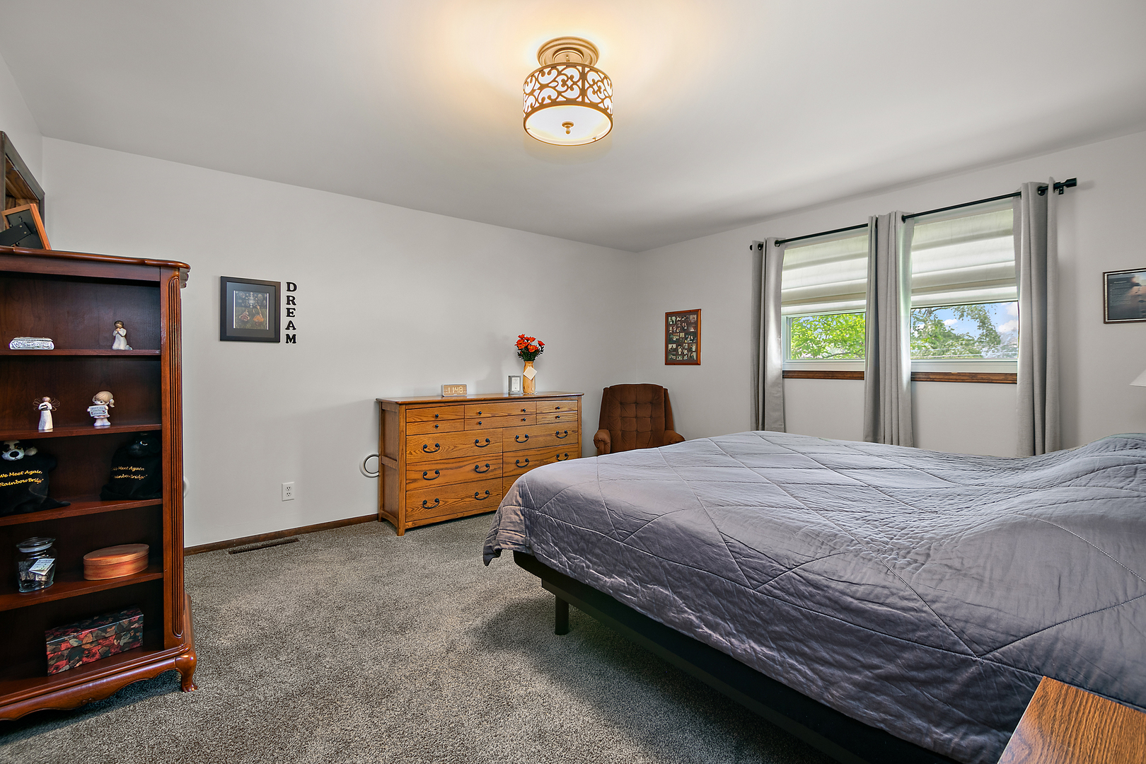 5844 Muriel Lane