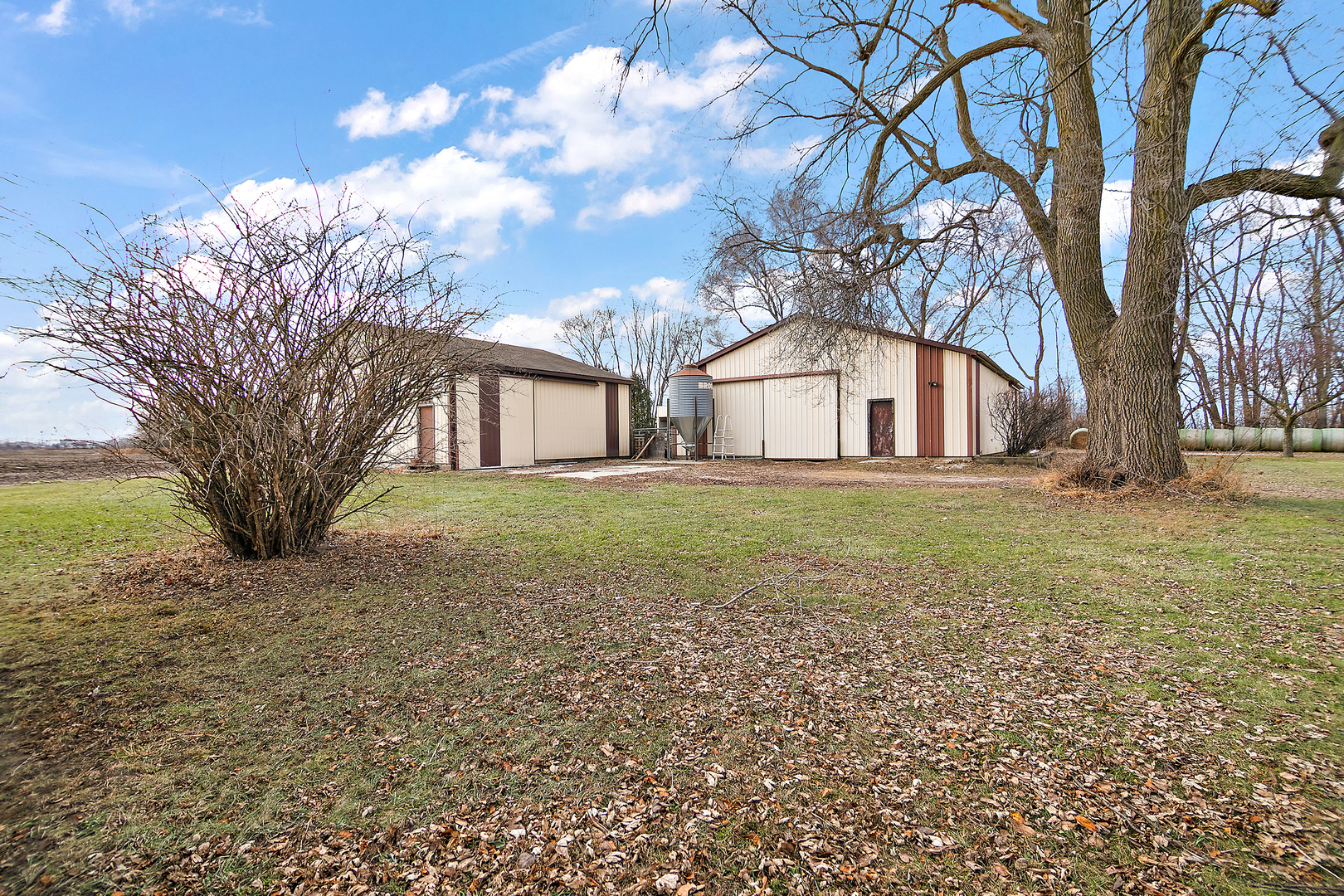 1296 E Bourbonnais Parkway