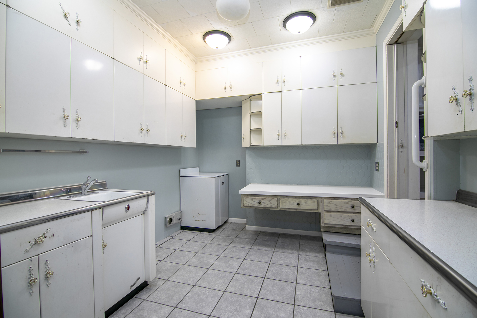 600 E Mulberry Street
