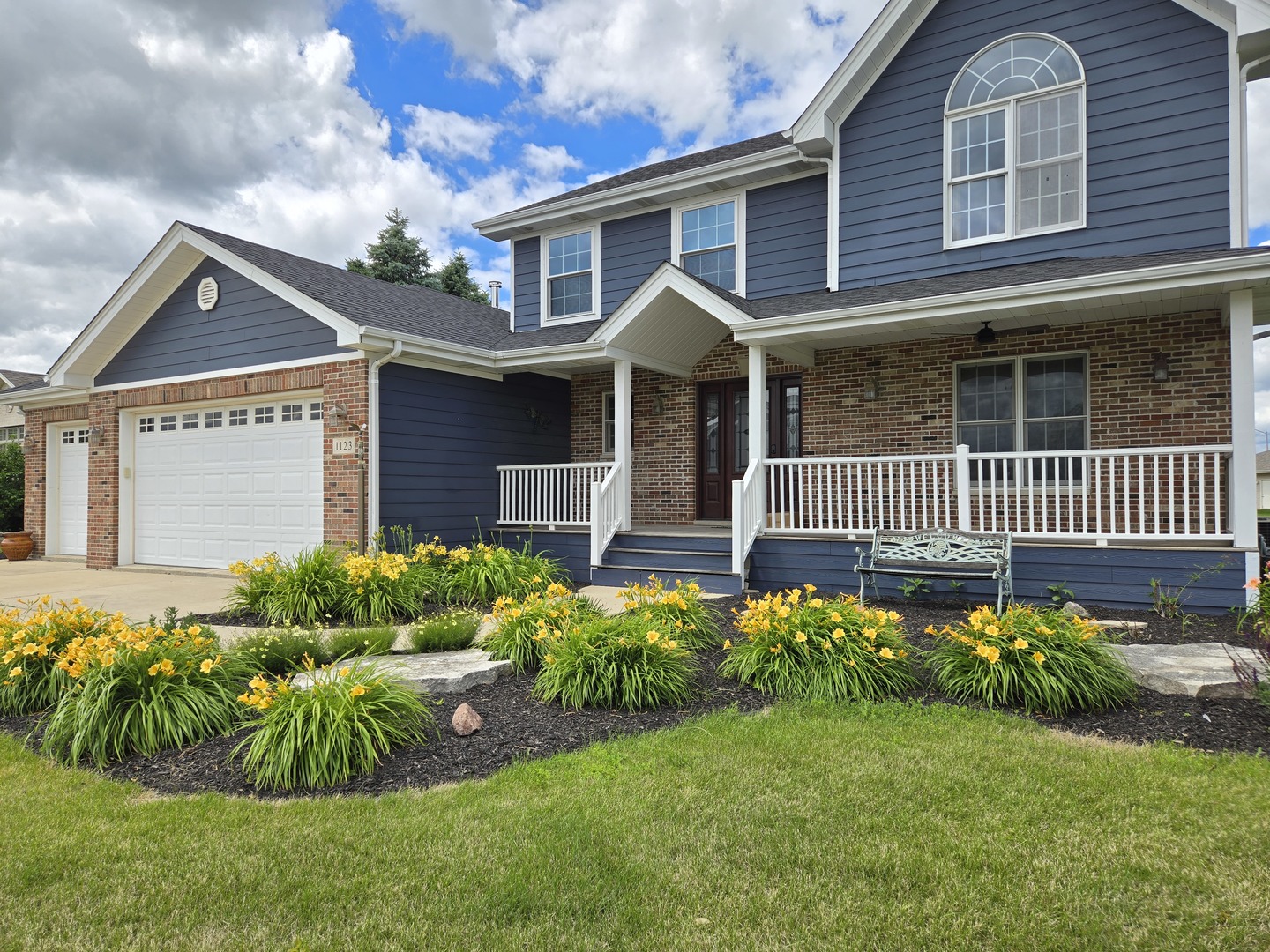 1123 Meadow Path