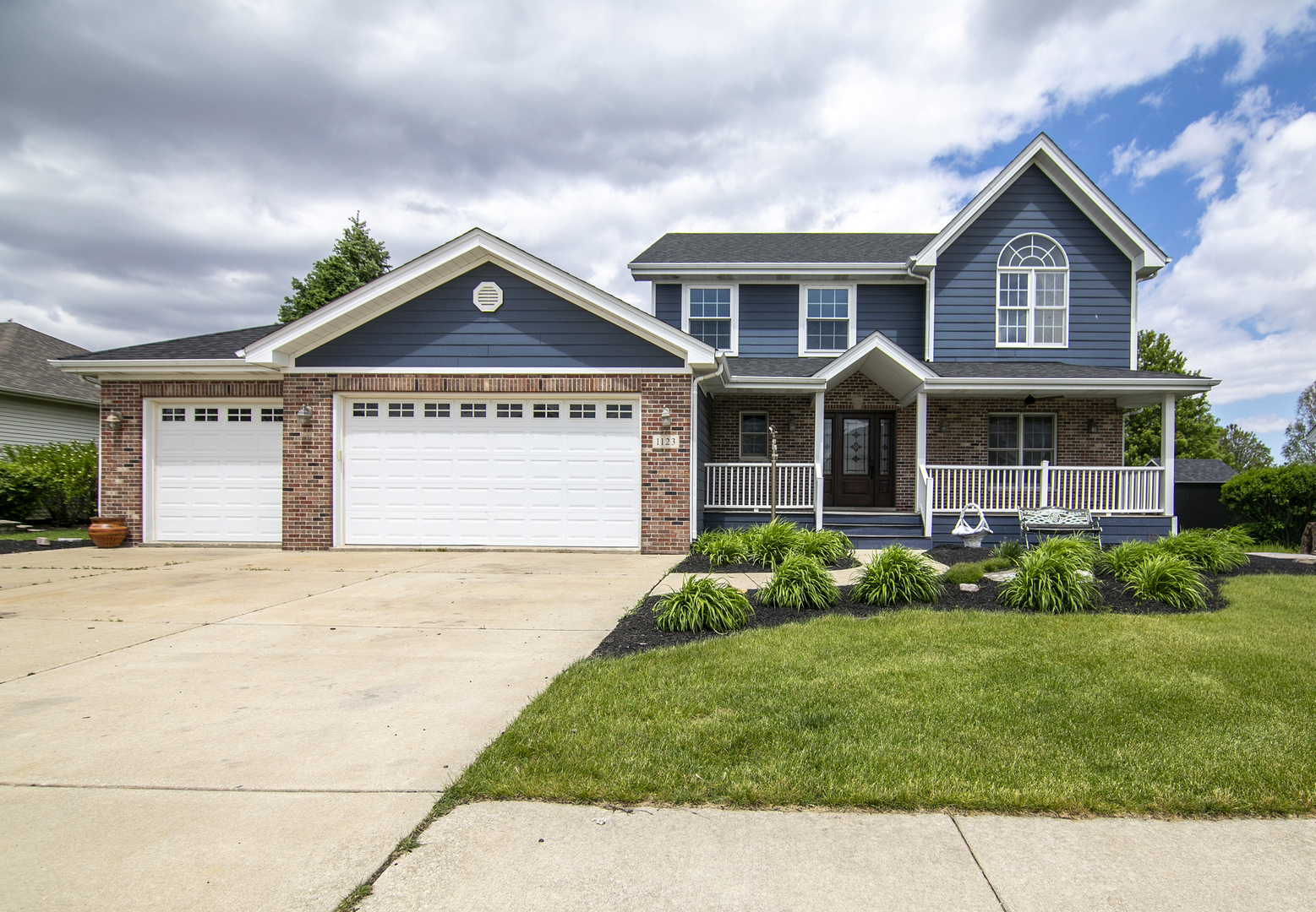 1123 Meadow Path