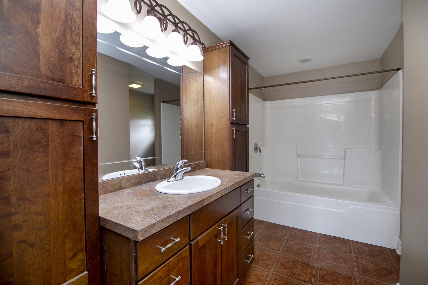 1123 Meadow Path