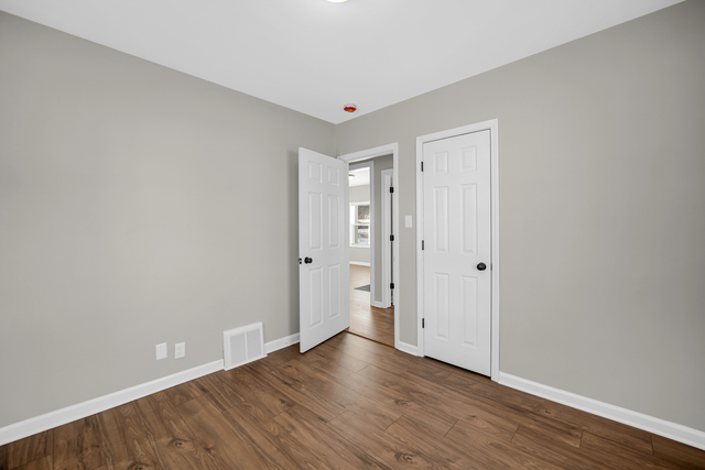 1376 LENNINGTON Circle