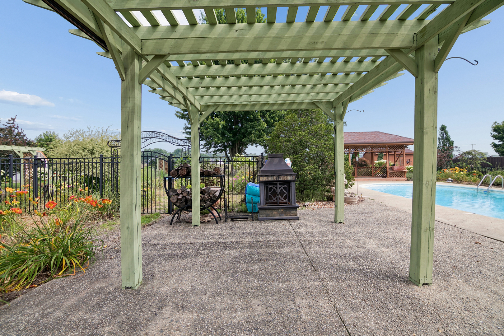 6229 Darline Drive