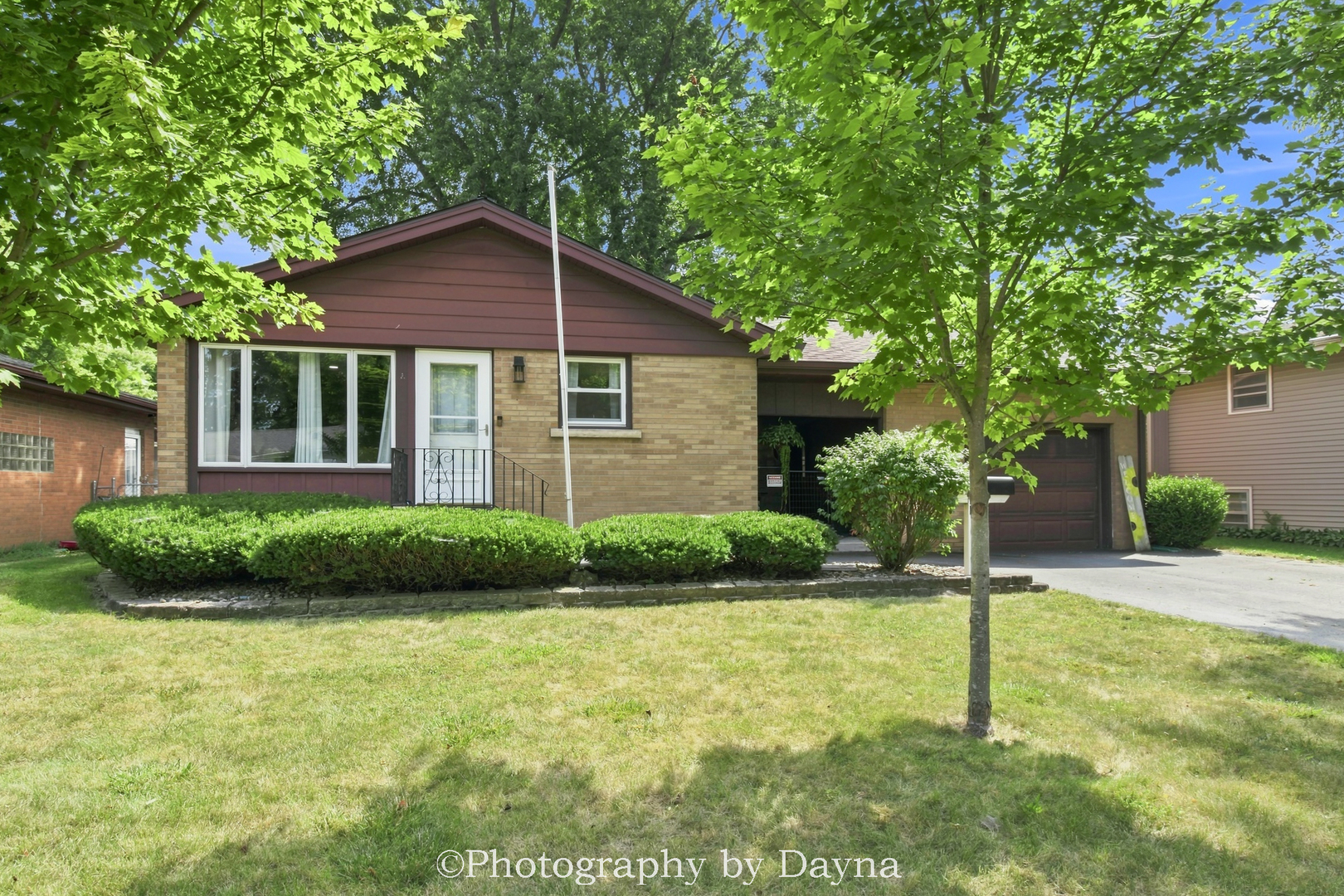 254 W Country Court