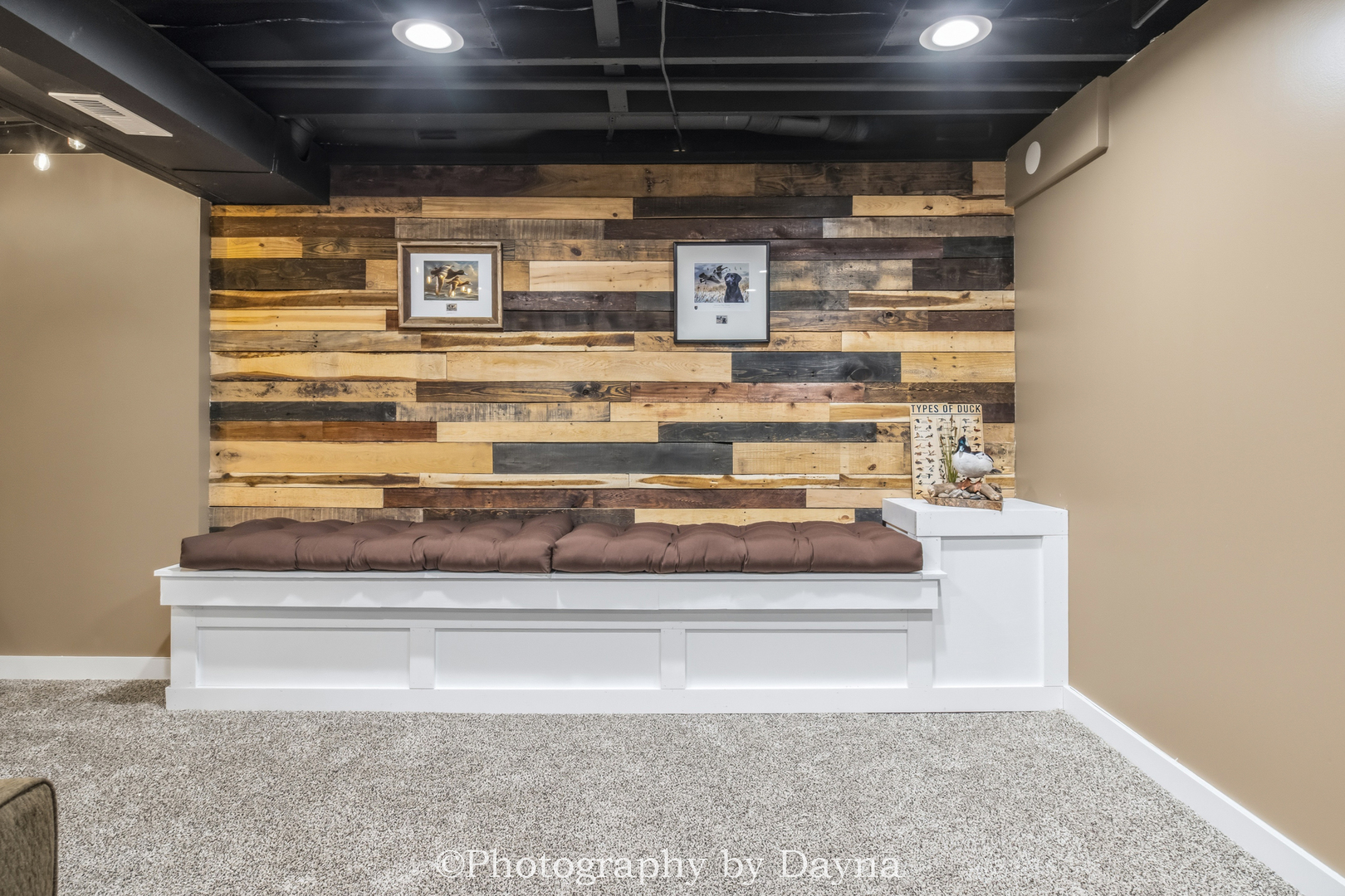254 W Country Court