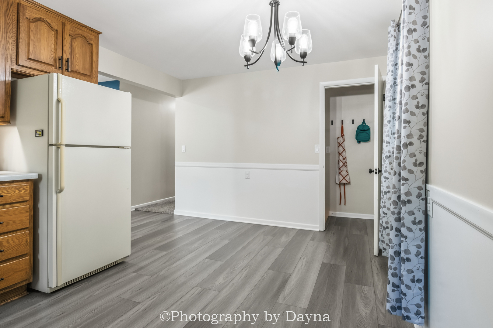 254 W Country Court