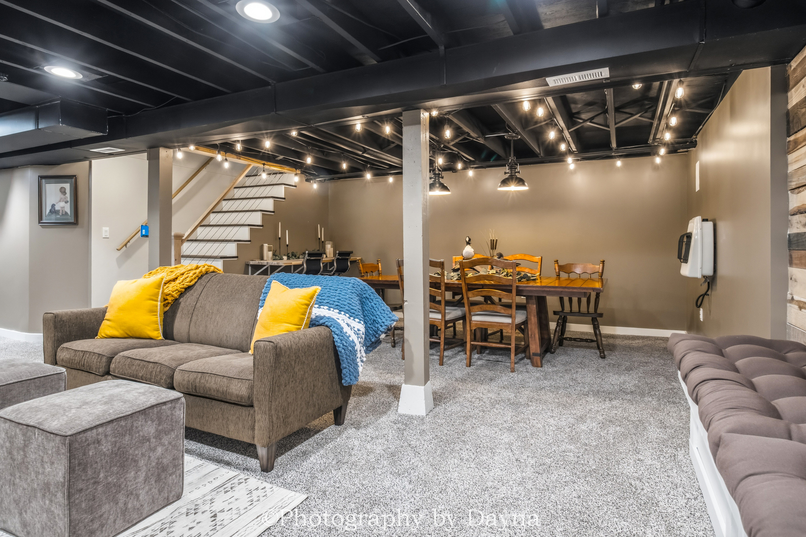 254 W Country Court