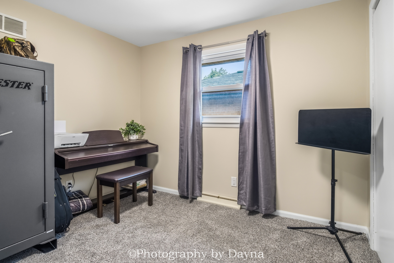 254 W Country Court