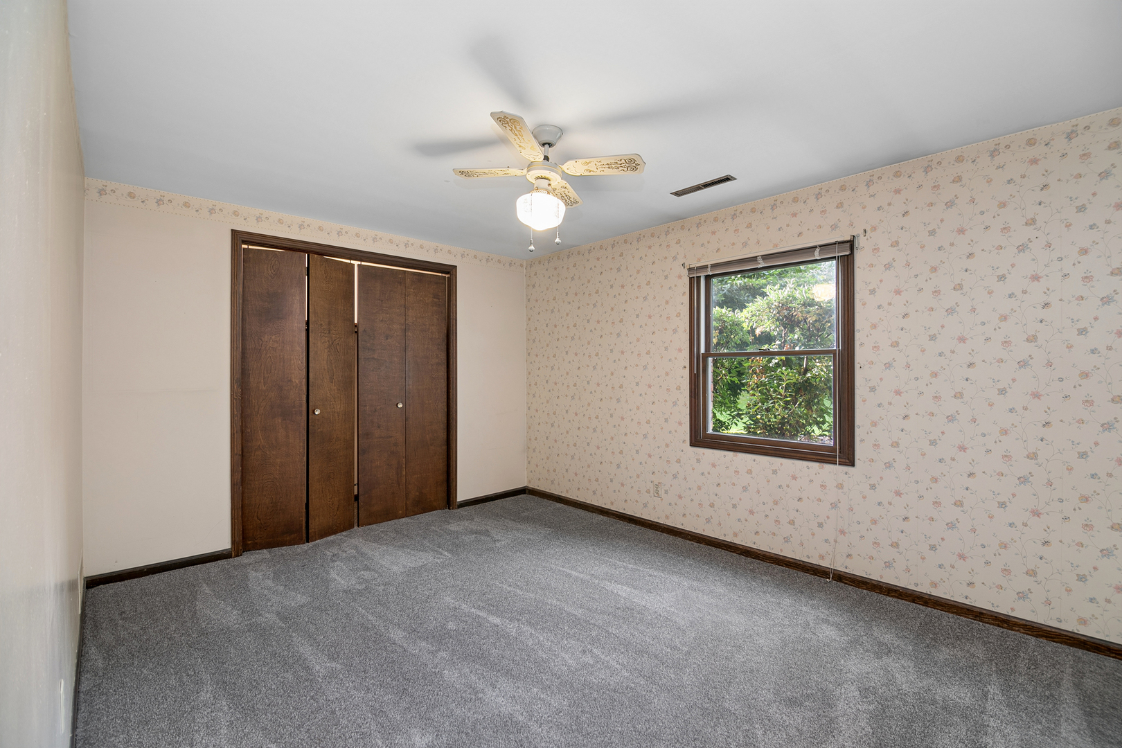 25 Briarcliff Lane