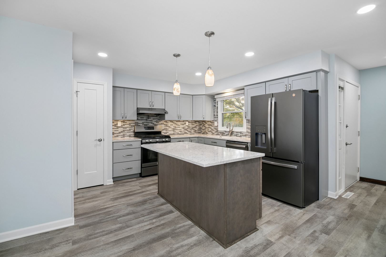 25 Briarcliff Lane