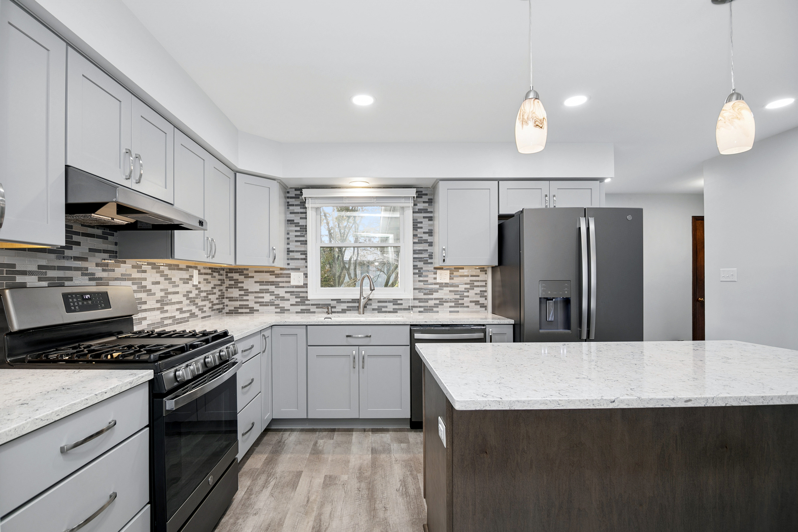 25 Briarcliff Lane