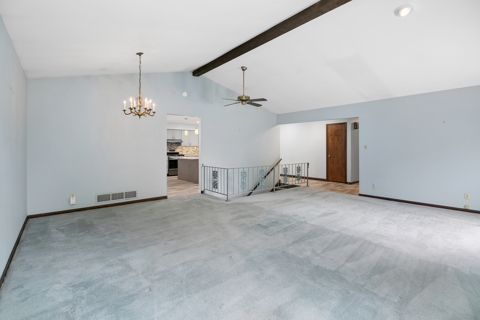 25 Briarcliff Lane