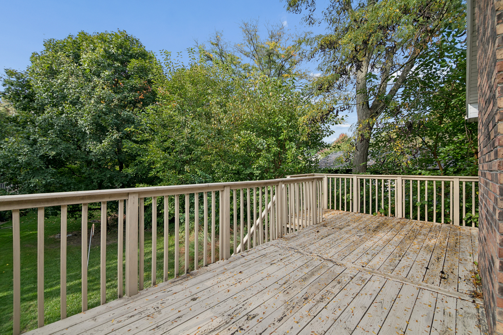 25 Briarcliff Lane