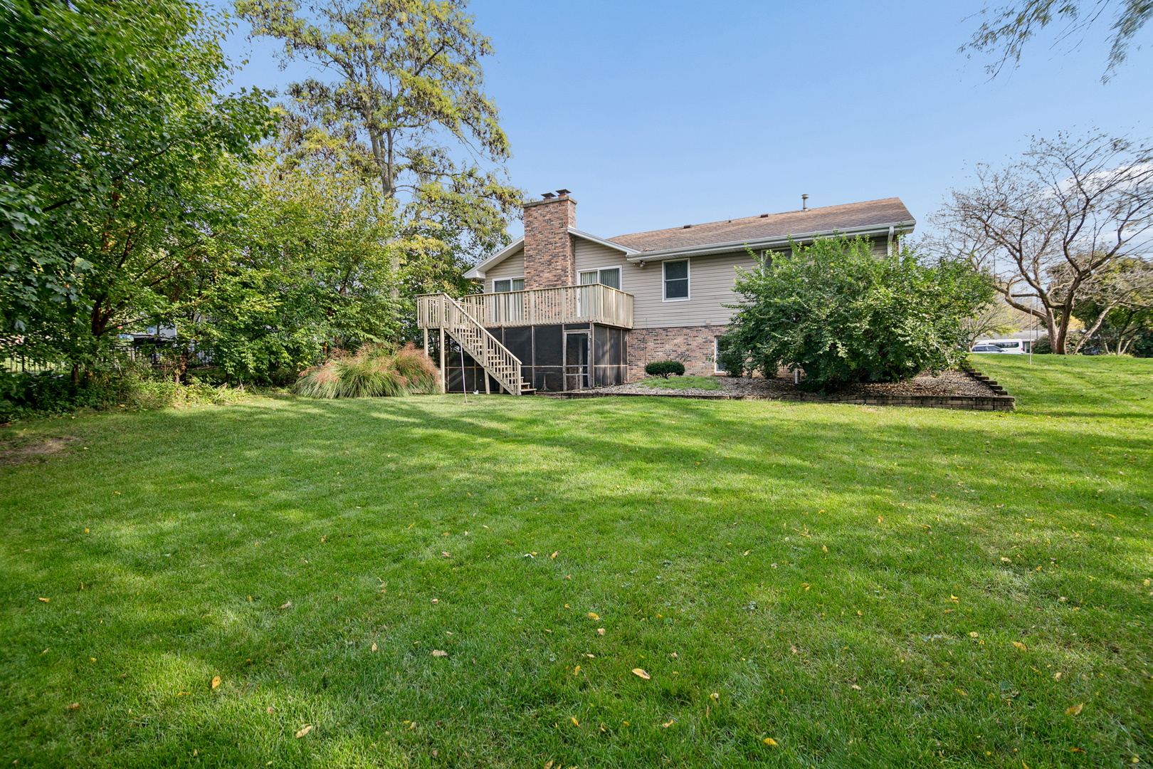 25 Briarcliff Lane