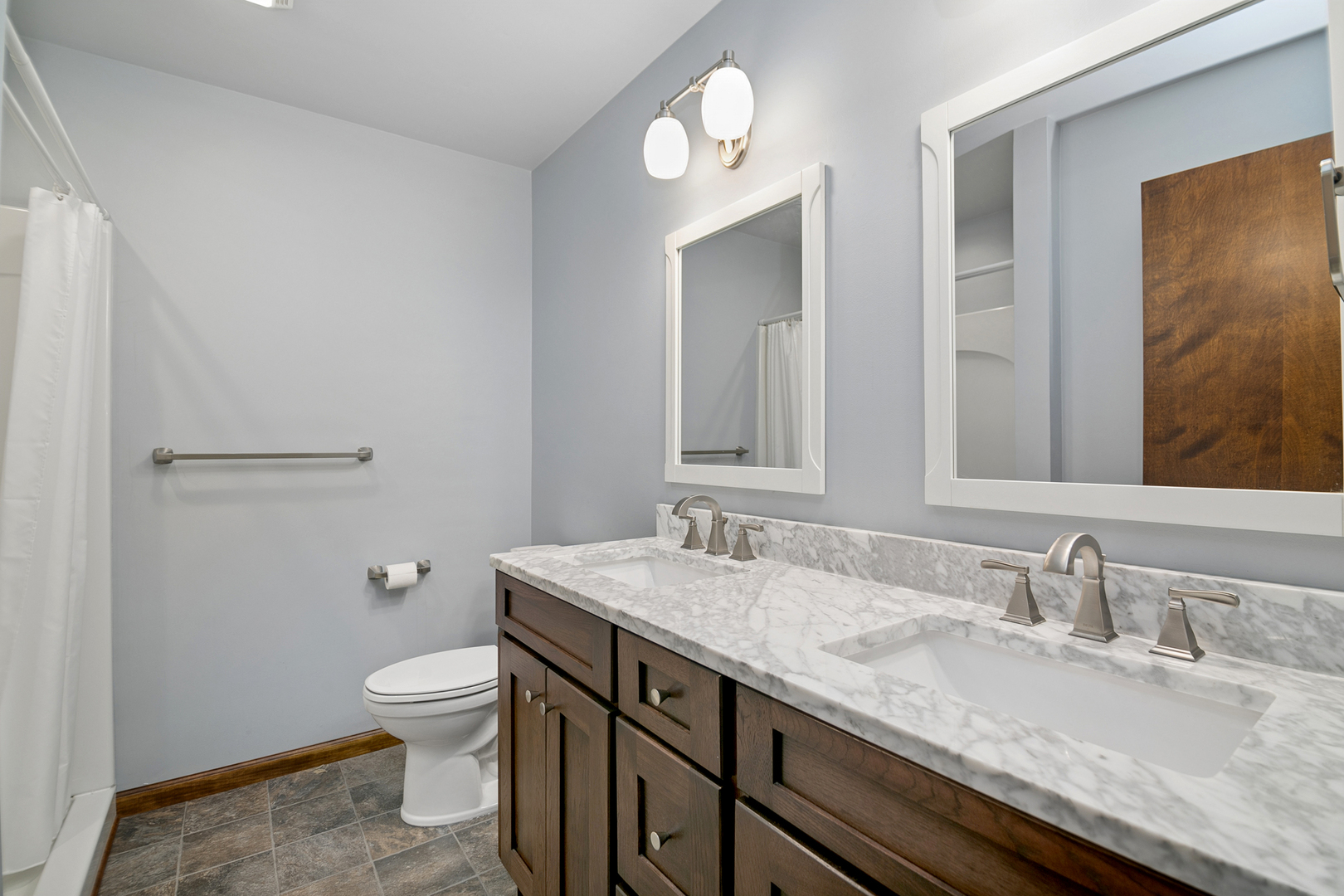 25 Briarcliff Lane