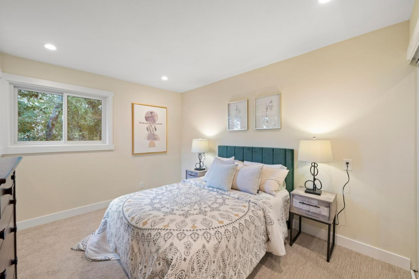 15 Clifton AVE