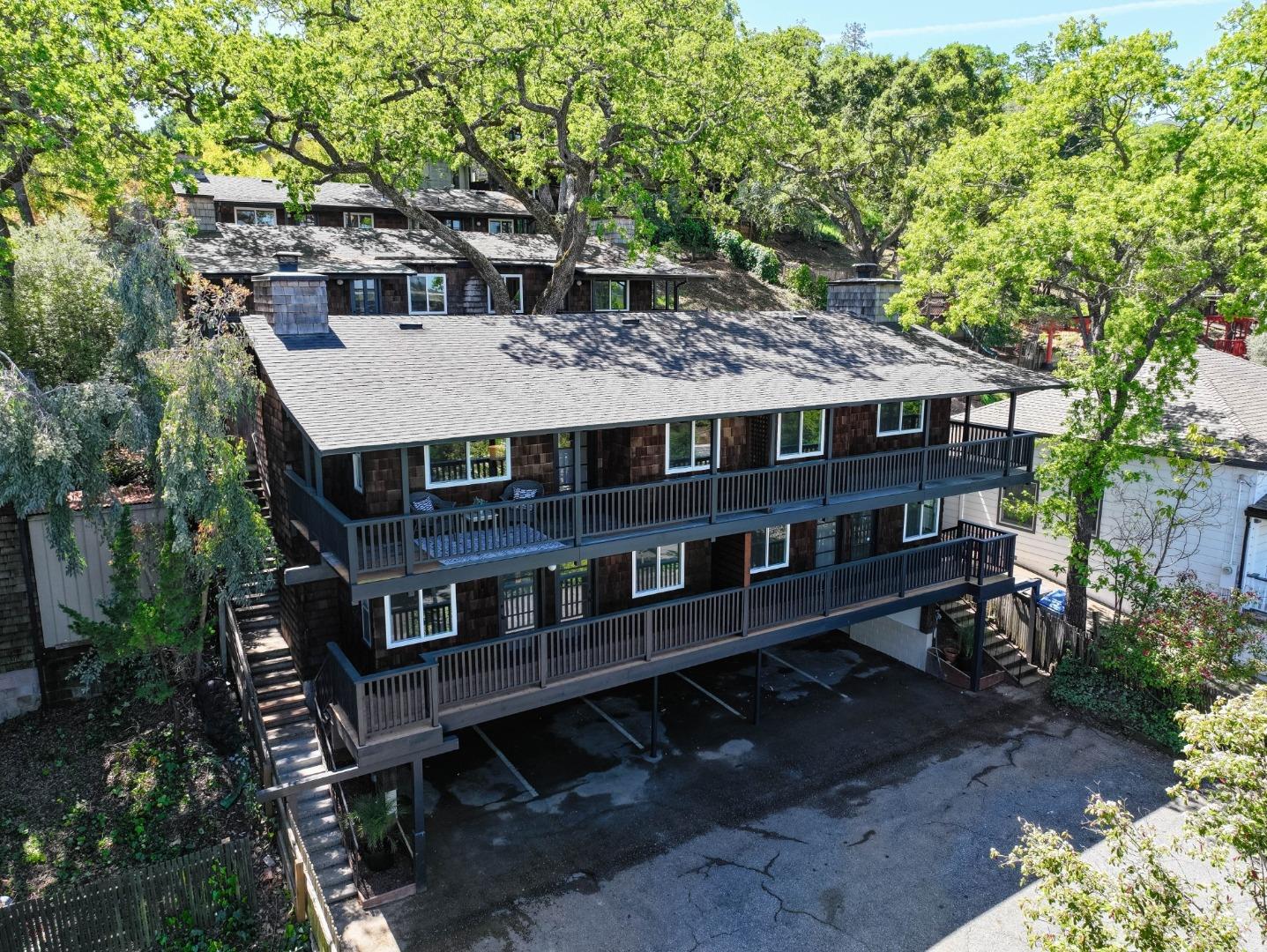 109 Cleland AVE