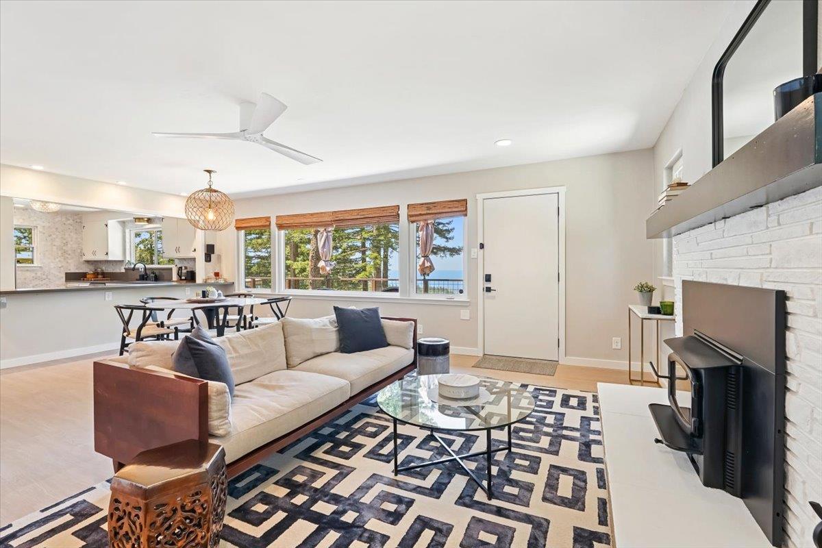 12960 Skyline Boulevard