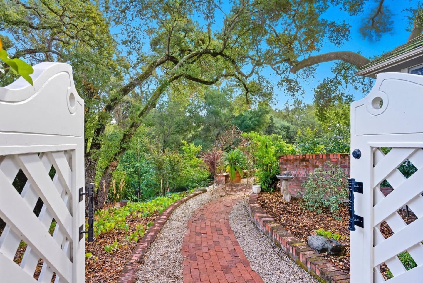 120 Oak Meadow Drive